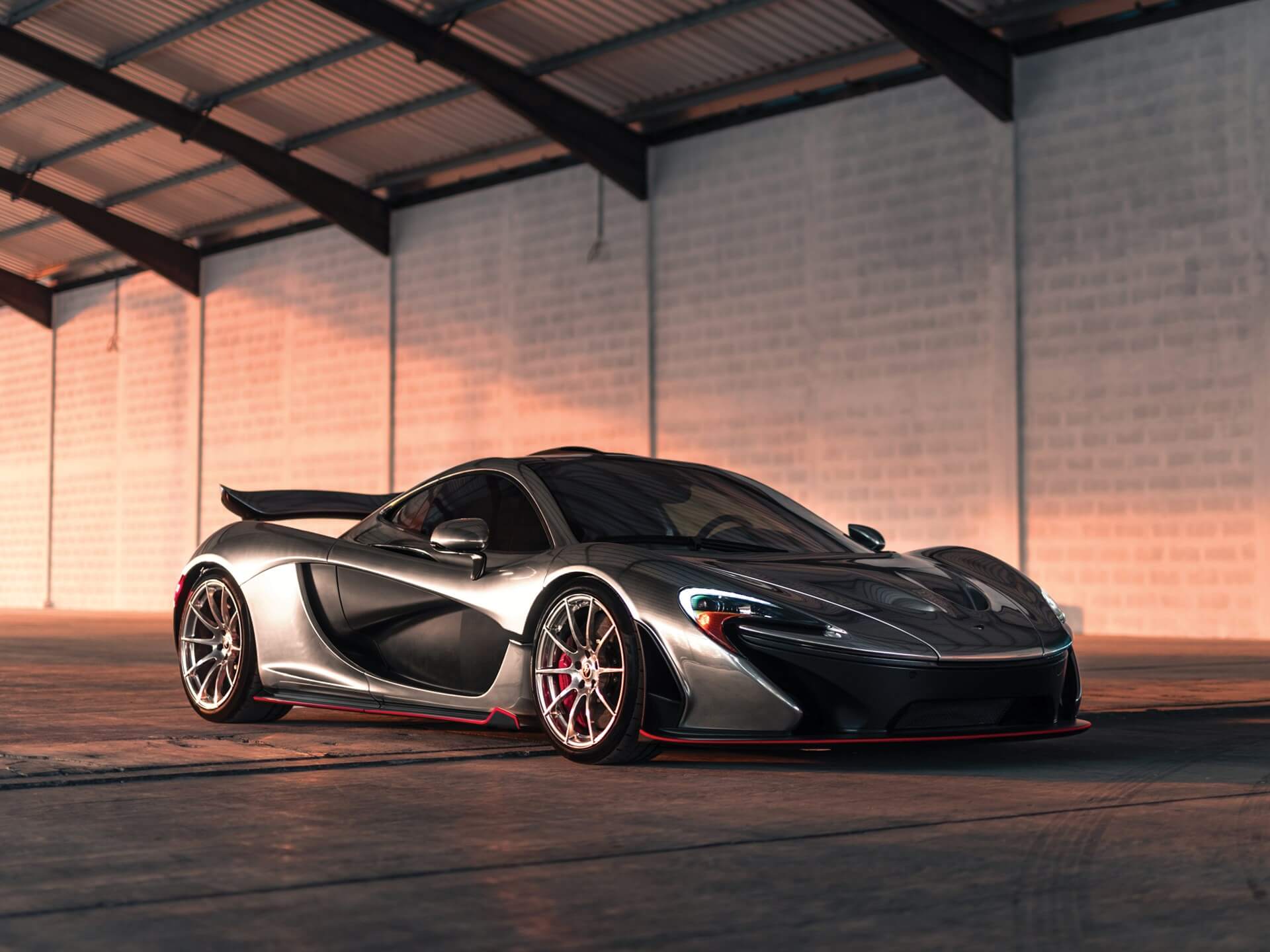 McLaren P1