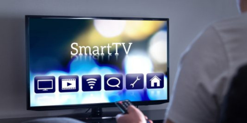 How To Turn Your Non-Smart TV Into a Smart TV